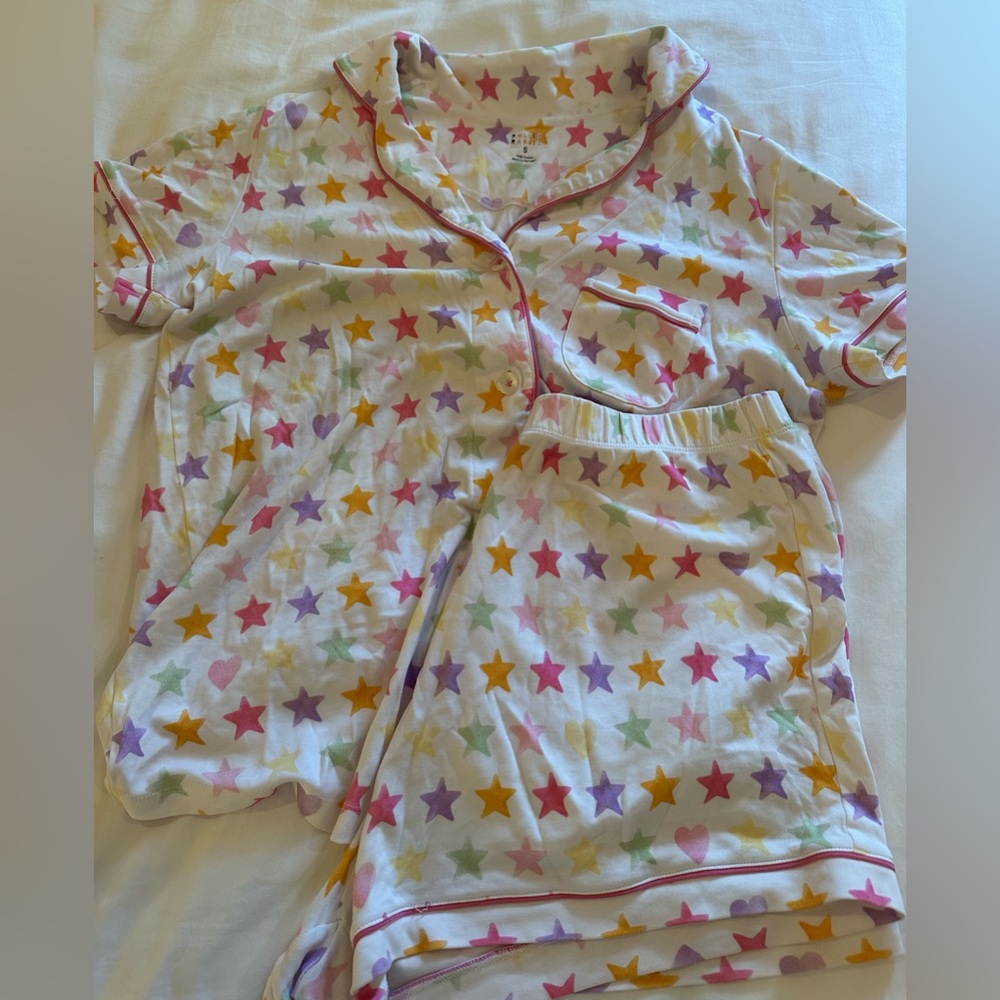 Roller Rabbit Pajamas - Picture 3 of 4